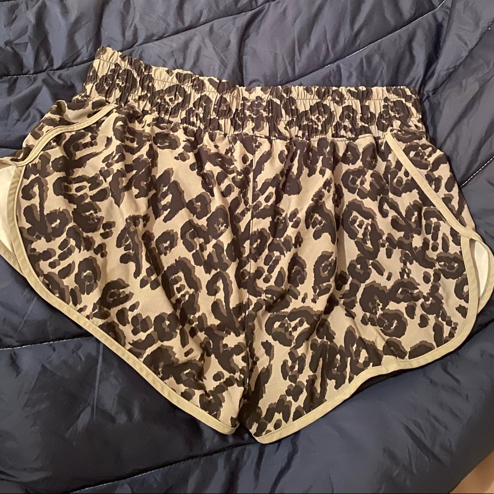 Victoria’s Secret size M short